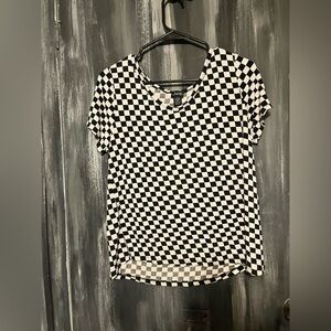 Justify Black and White Checkered Short Sleeve Top